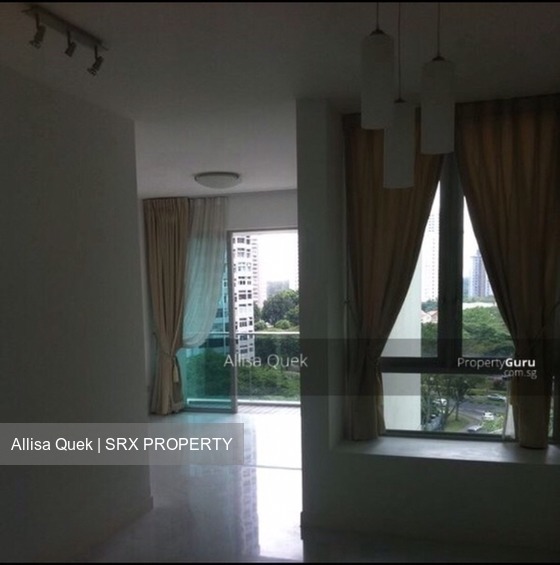 One Amber thumbnail photo